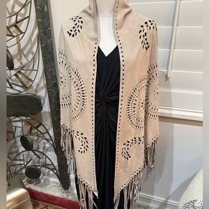 Women’s lazer cut faux suede fringed shawl/cape